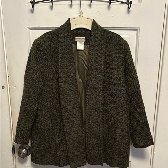 Coldwater Creek Textured Blazer in Olive and Gray - Picture 2 of 6